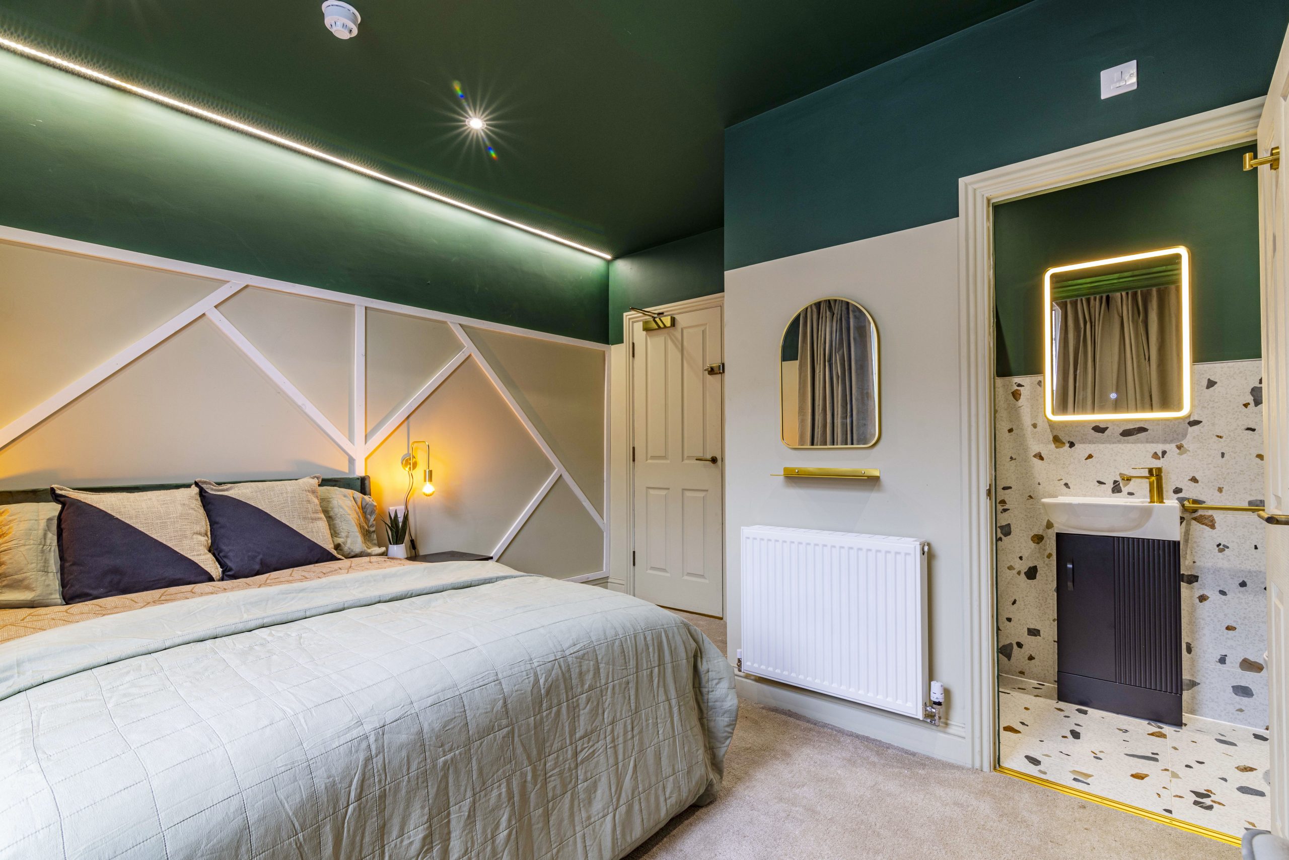 Student property: Prime 6-Bed in Golden Triangle in Loughborough